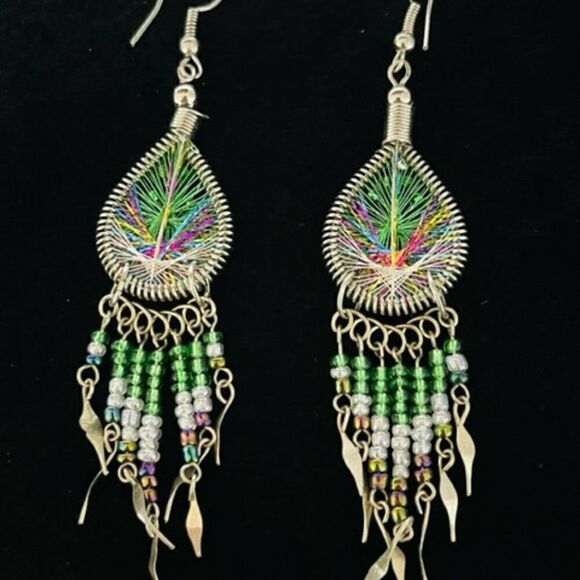 Green COLOR DREAM CATCHER DANGLE EARRINGS W SEED BEADS   dreamcatcher 4" - Picture 2 of 2